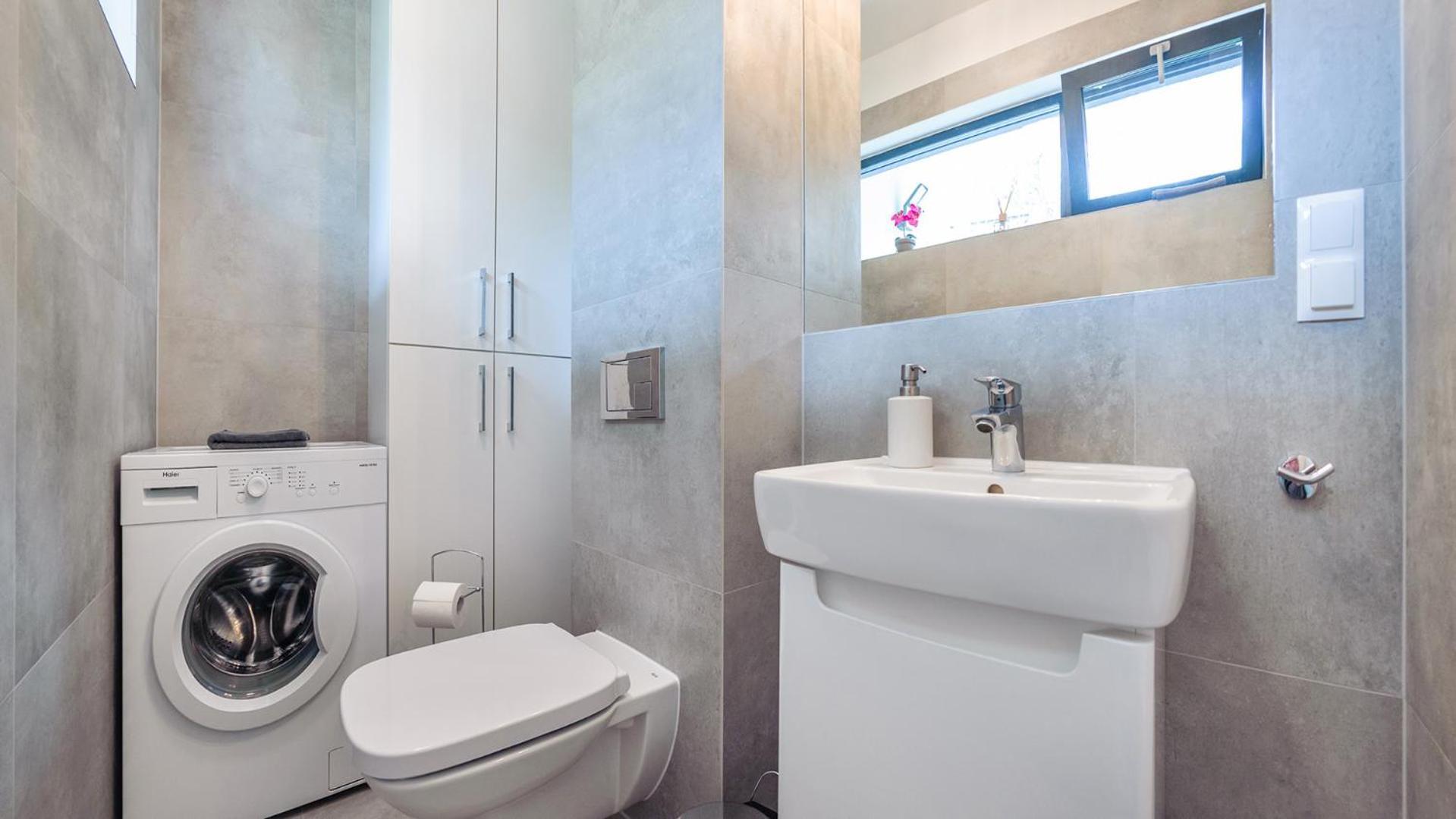 פוביירובו Prestige House Apartament - 2 Sypialnie Z Ogrodkiem I Basenem מראה חיצוני תמונה