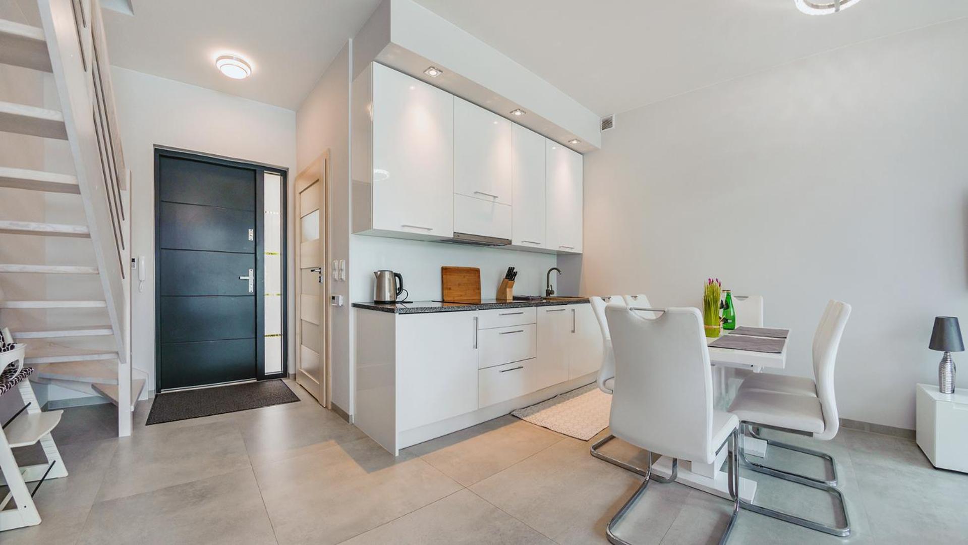 פוביירובו Prestige House Apartament - 2 Sypialnie Z Ogrodkiem I Basenem מראה חיצוני תמונה